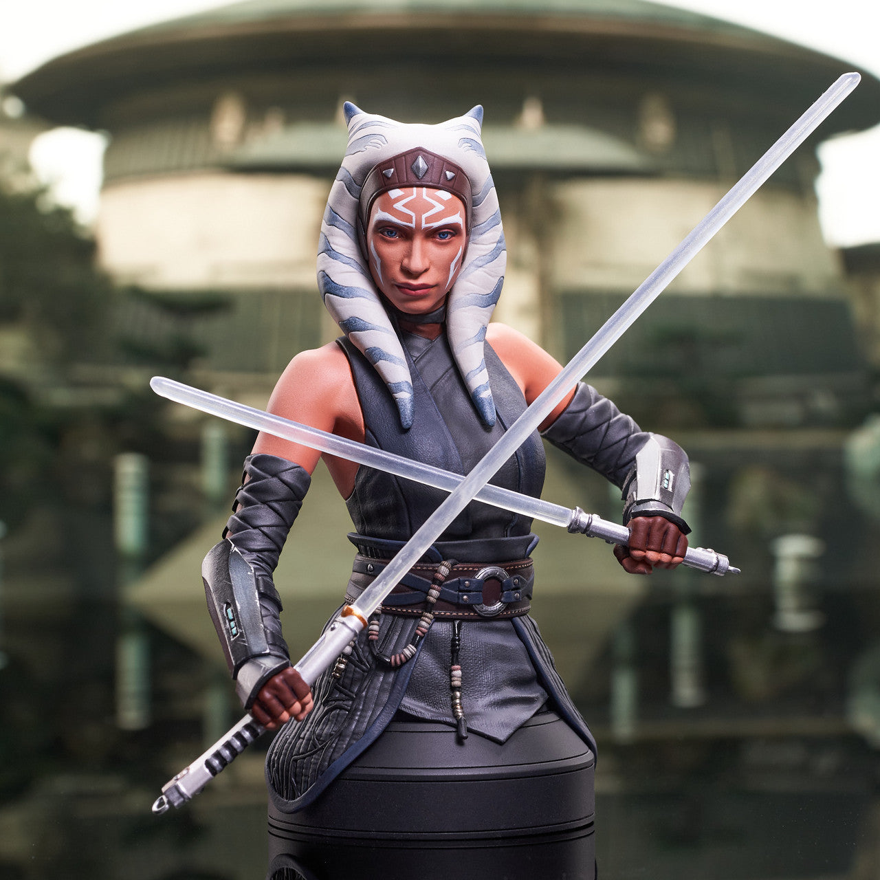 Star Wars: The Mandalorian™ - Ahsoka Tano™ Mini Bust