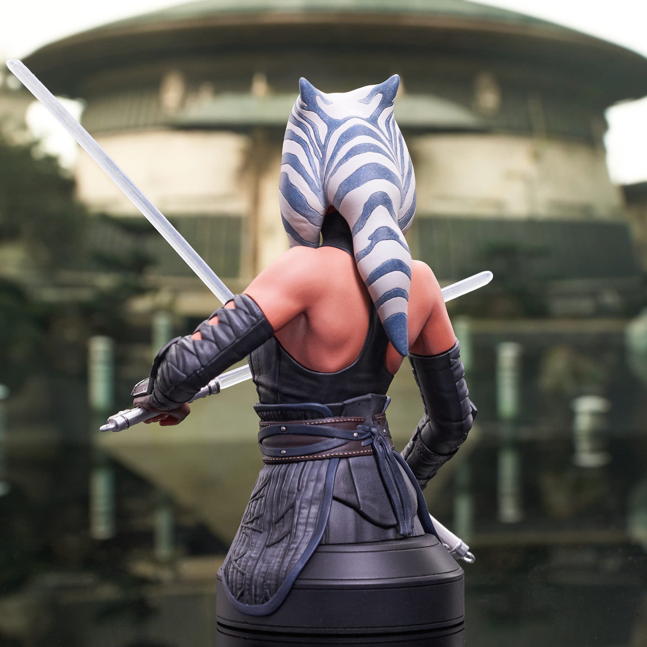 Star Wars: The Mandalorian™ - Ahsoka Tano™ Mini Bust