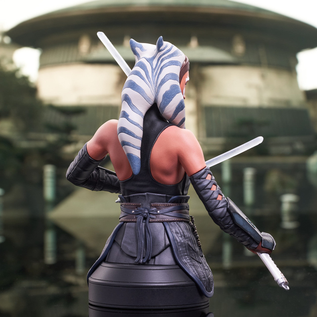 Star Wars: The Mandalorian™ - Ahsoka Tano™ Mini Bust